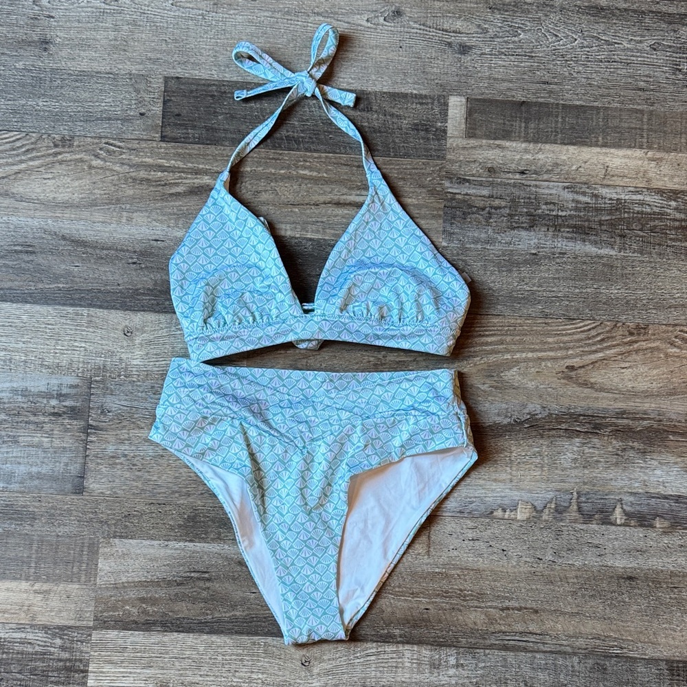 Victoria's Secret Mint Green Geometric Swim Top